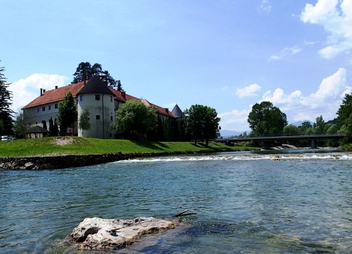 IMG_F28759-5272FF-36319A-FA291B-E021E8-334159